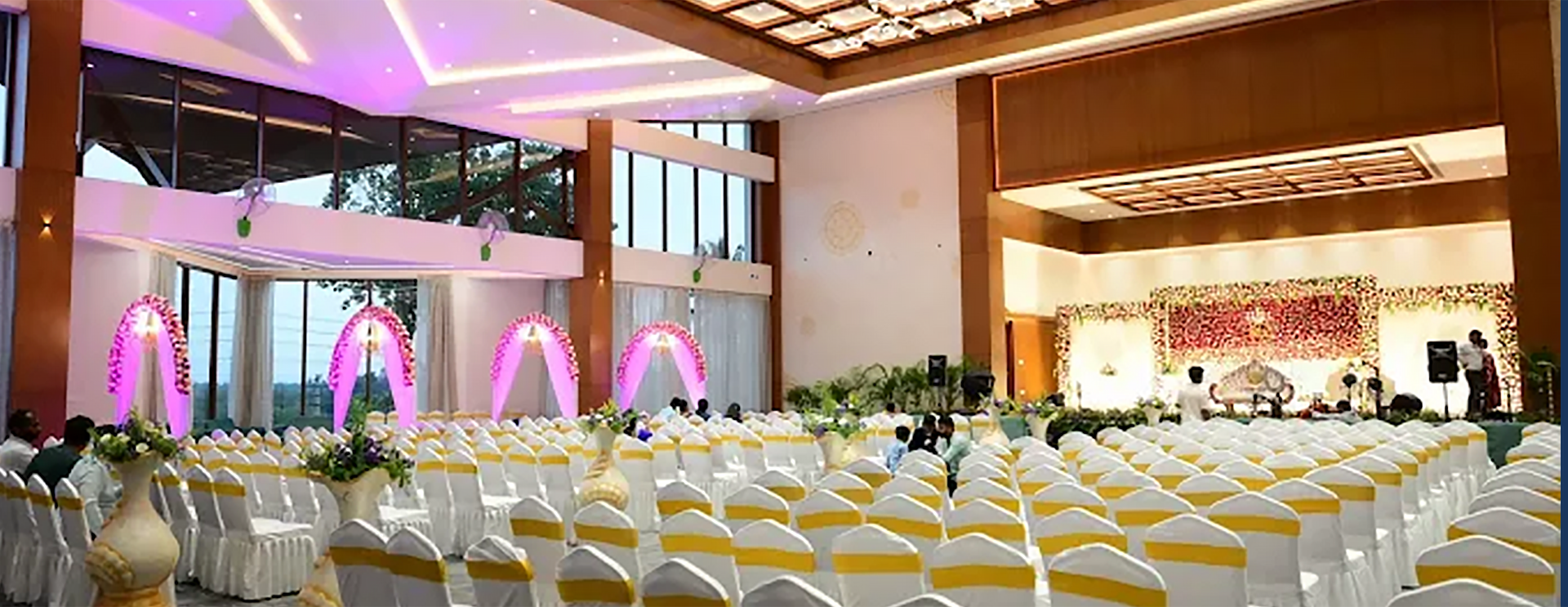 Stay Royal with Comfort
        Experience the best of hospitality at IJ CROWNE